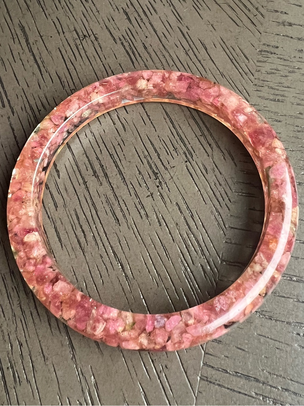 Pink tourmaline in resin hard bangle SIZE 62.1mm - Picture 3 of 10
